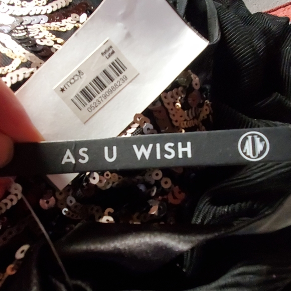 NWT Sequined Dress with Shimmery Skirt - Picture 4 of 6